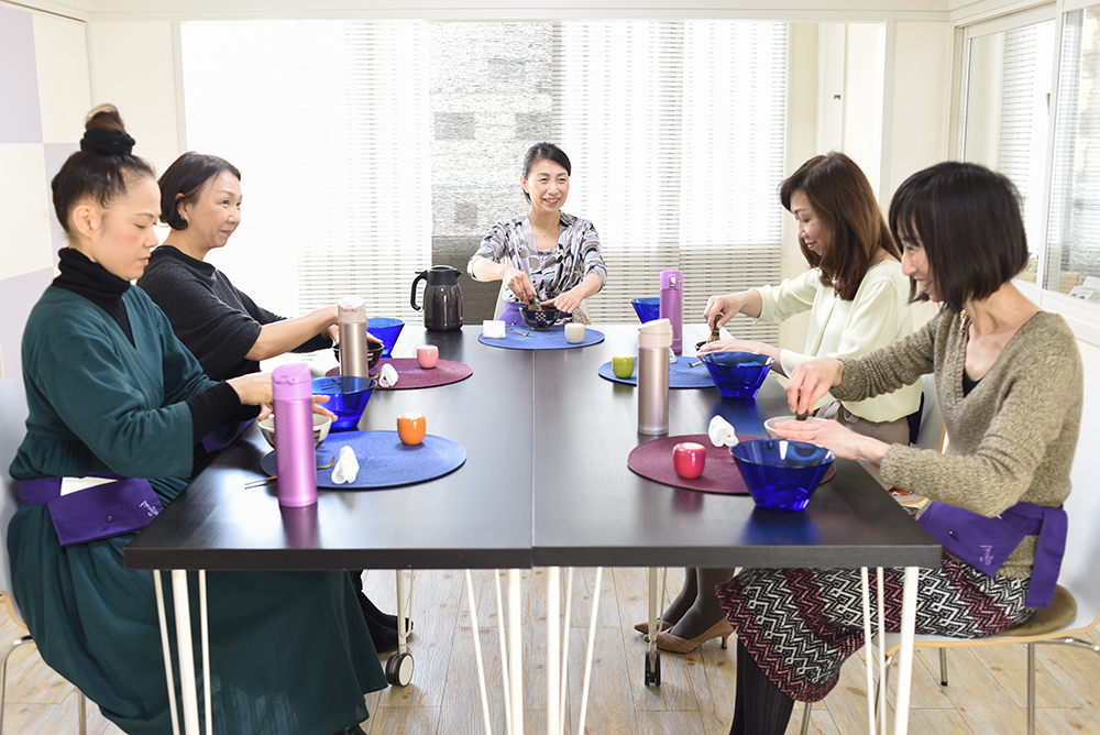 1dayテーブル茶道体験「おもてなし茶の湯」